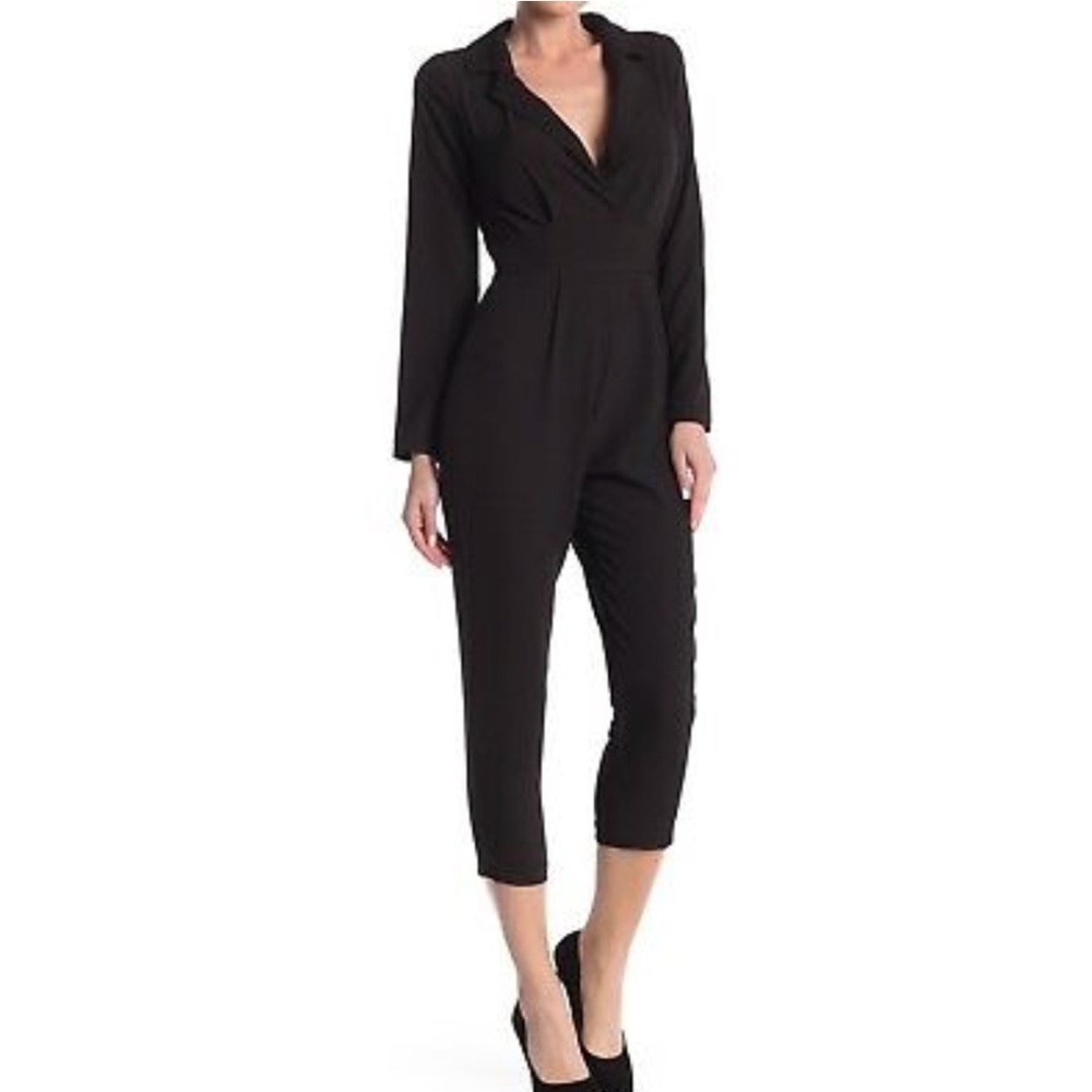 Chic lapel black jumpsuit NWT